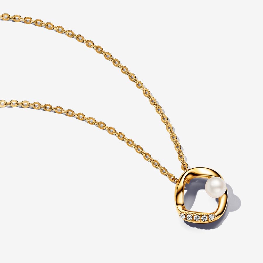 Collana Pandora Cerchio Linea Sinuosa con Perla d'Acqua Dolce Coltivata e Pavè